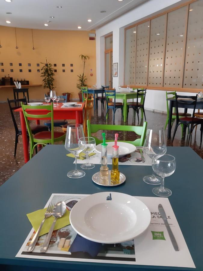 Hotel Ibis Styles Trani Zewnętrze zdjęcie