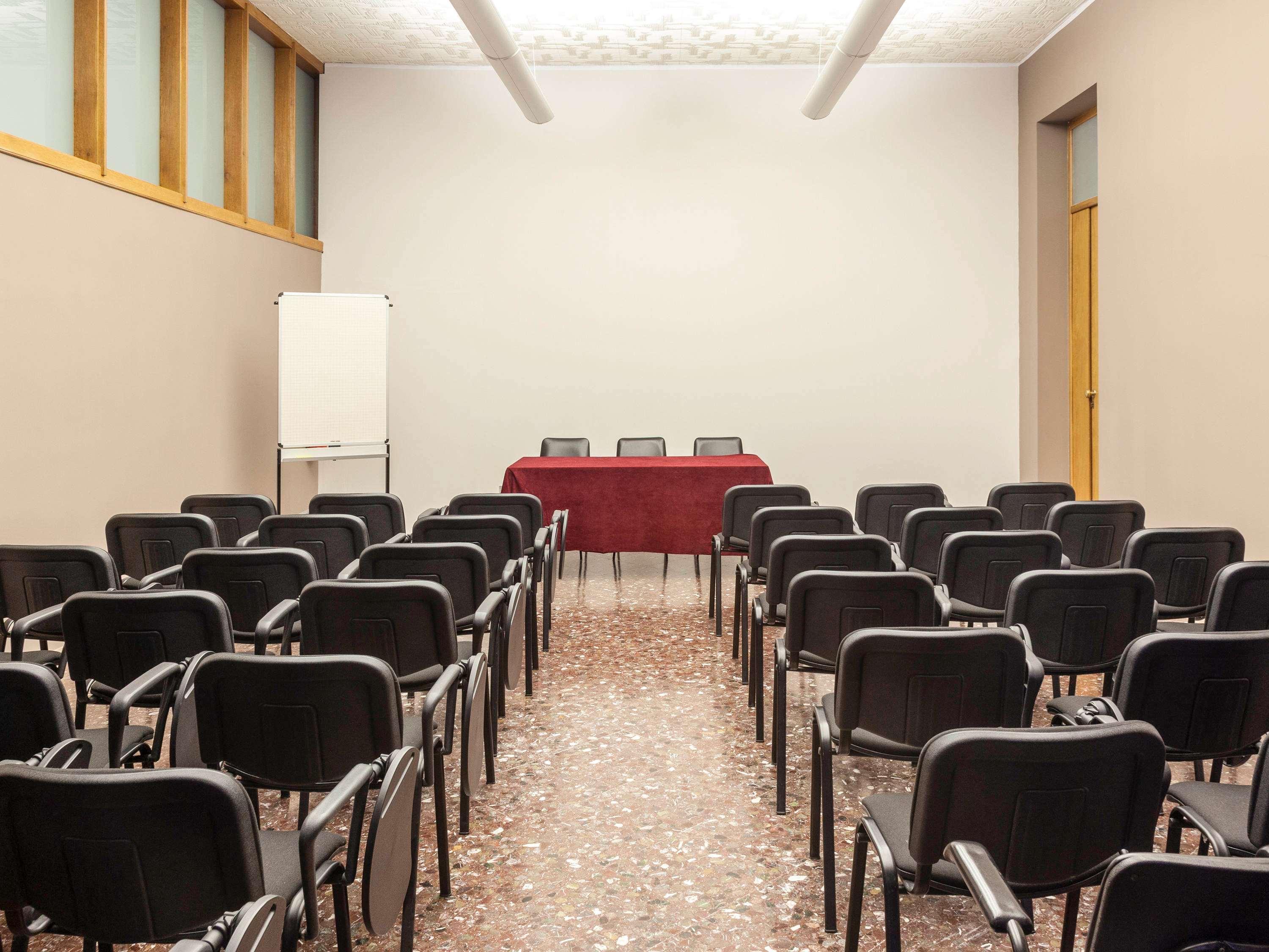Hotel Ibis Styles Trani Zewnętrze zdjęcie