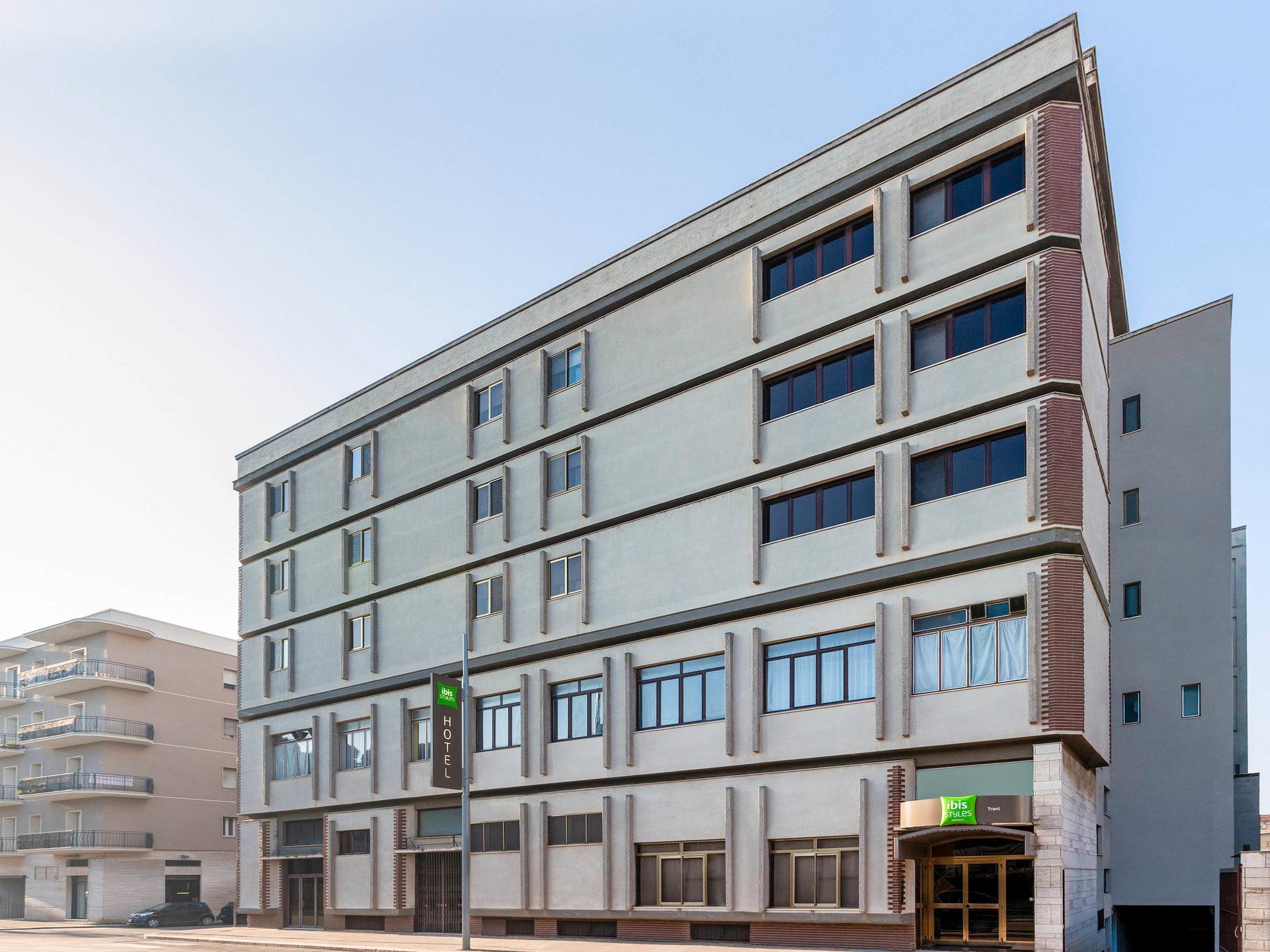 Hotel Ibis Styles Trani Zewnętrze zdjęcie